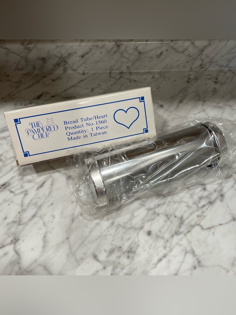 Vintage Pampered Chef Heart Shaped Bread Tube Mold #1560 Aluminum Baking Pan NIB